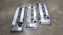 Load image into Gallery viewer, KA24DE Shaved and Bunged Valve Cover Service